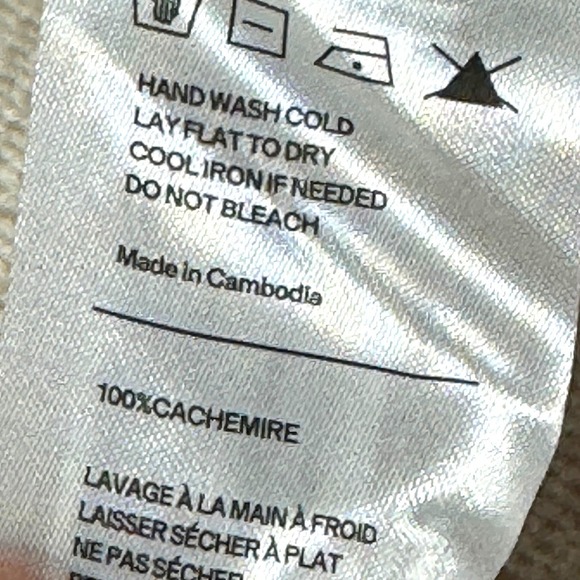 Quince 100% Mongolian Cashmere Crew Neck Button Front Cardigan Cream Women's - Picture 12 of 12